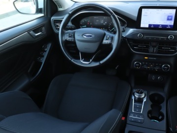 Ford Focus IV Hatchback 1.0 EcoBoost 125KM 2019 Ford Focus 1.0 EcoBoost, Salon Polska, Automat, zdjęcie 6