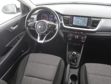 Kia Stonic Crossover 1.2 MPI 85KM 2019 Kia Stonic 1.25 CVVT, Navi, Klima, Parktronic, zdjęcie 6