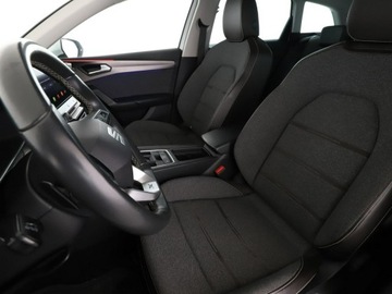 Seat Leon IV Sportstourer 1.5 eTSI (MHEV) 150KM 2021 Seat Leon DSG virtual cocpit navi LED czujniki, zdjęcie 12