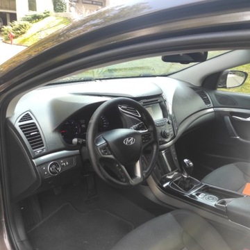 Hyundai i40 Kombi Facelifting 1.7 CRDi 141KM 2016 Hyundai i40 Bezwypadkowy Idealny stan Salonowy Kamera czujniki ksenon 1.7, zdjęcie 15