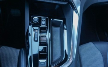 Peugeot 3008 II Plug-In Hybrid Facelifting 1.6 HYBRID 225KM 2023 Peugeot 3008 Peugeot 3008 Allure Pack PHEV 225km 1.6 Hybryda Plug-in 225KM, zdjęcie 20