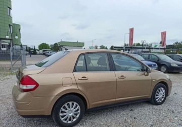 Nissan Tiida Sedan 1.6 i 110KM 2007 Nissan Tiida Nissan Tiida 1.6 Benzyna 110KM, zdjęcie 3