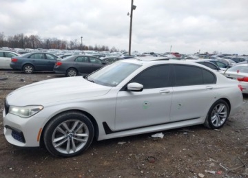 BMW 2017 BMW-ALPINA B7 2017 BMW ALPINA B7 XDRIVE, 4.4L, od ubezpieczalni 4.4 Benzyna, zdjęcie 4