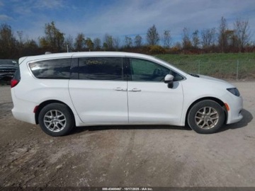Chrysler Voyager V 2023 Chrysler Voyager 2023 Chrysler Voyager LX FWD 3.6 Benzyna 284KM, zdjęcie 5