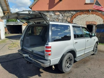 Ford Expedition I 1998 Ford Expedition XLT 98 z silnikiem 5.4 v8 Tritron, zdjęcie 29