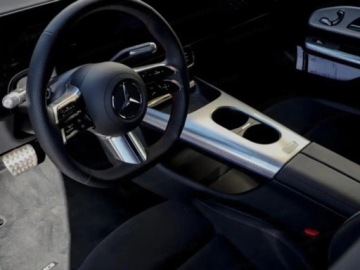 Mercedes CLA C118/X118 2025 MERCEDES-BENZ CLA 200 AMG Line Sedan 1.5 (163KM) 2025, zdjęcie 7