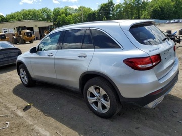 Mercedes GLC C253 2018 Mercedes-Benz GLC 300, 2018r., 4x4, 2.0L 2.0 Benzyna 241KM, zdjęcie 3