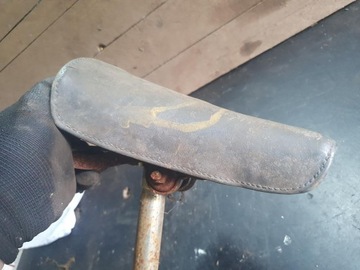 СТАРОЕ АНТИЧНОЕ ВЕЛОСИПЕДЕНИЕ, СЕДЛО, ПРУЖИНЫ