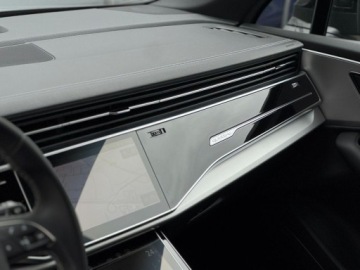 Audi Q7 II SUV Facelifting  3.0 45 TDI 231KM 2025 Audi Q7 231 KM,Head Up,7-miejsc,Kamery 360,MAtrix 3.0 Diesel 231KM, zdjęcie 10