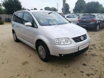 Volkswagen Touran I 2.0 FSI 150KM 2005 Volkswagen Touran 2.0 149 km klimatronik, zdjęcie 1