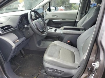 Toyota Sienna III 2021 Toyota Sienna 2021, Limited, 2.5 L, od ubezpieczalni 2.5 Benzyna 245KM, zdjęcie 7