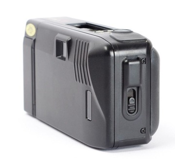 YASHICA T3 CARL ZEISS TESSAR 2,8/35 мм КОМПАКТНЫЙ