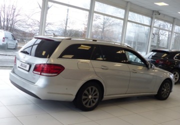 Mercedes Klasa E W212 Kombi Facelifting 220 CDI 170KM 2015 Mercedes-Benz Klasa E E220 W212 Lift 170KM Serwisowany Bezwypadkowy 2.1, zdjęcie 1