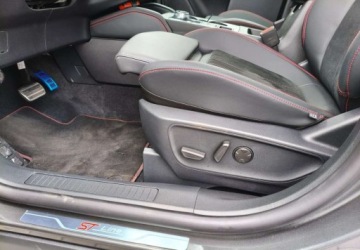 Ford Kuga III 2025 Ford Kuga Ford Kuga 2.5 FHEV FWD ST-Line X 2.5 Hybryda 190KM, zdjęcie 19