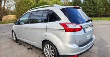 Ford C-MAX II Grand C-MAX Facelifting 1.5 TDCi 120KM 2016 Ford Grand C-MAX Manual Grzane Fotele Kierownica Szyba Przod Serwis do Kon, zdjęcie 1