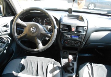 Nissan Almera II Sedan 1.5 dCi 82KM 2005 Nissan Almera Nissan Almera II 1.5D 1.5 Diesel 82KM, zdjęcie 8