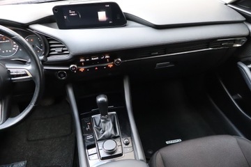 Mazda 3 IV Sedan  2.0 SKYACTIV-G 150KM 2021 Mazda 3 2.0 Skyactiv-G, Salon Polska, Serwis ASO, zdjęcie 7