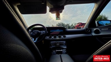 Mercedes Klasa E W213 Kombi 2.0 220d 194KM 2020 Mercedes-Benz Klasa E Niski przebieg Idealne bogata wersja AUTOMAT 2.0, zdjęcie 36