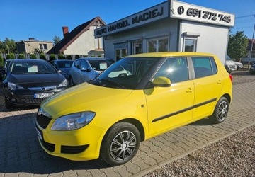 Skoda Fabia II Hatchback 1.2 i HTP 12V 70KM 2010 Skoda Fabia swiezo sprowadzony, przygotowany d...