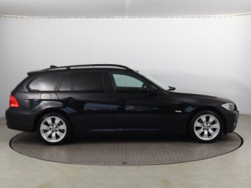 BMW Seria 3 E90-91-92-93 Touring E91 2.0 318i 143KM 2009 BMW 3 318 i, Klima, Klimatronic, Tempomat, zdjęcie 5