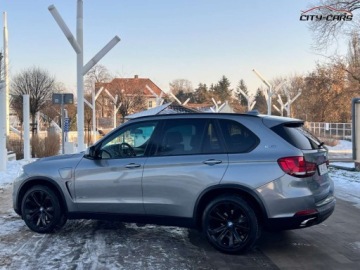 BMW X5 F15 2017 BMW X5 2.0 benzyna 245KMelektryk 330KM Indywidual Performance X-Drive, zdjęcie 36