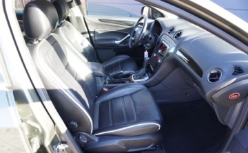 Ford Mondeo IV Kombi 2.0 Duratorq TDCi DPF 163KM 2013 Ford Mondeo Bezwypadkowy Serwisowany 1-Wlasciciel WentylowaneGrzane Fotele, zdjęcie 18