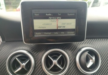 Mercedes Klasa A W176 Hatchback 5d Facelifting 180 122KM 2015 Mercedes-Benz Klasa A AMG sport line Super wyposazenie Super stan 1.6, zdjęcie 30