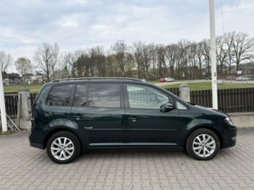 Volkswagen Touran I 1.9 TDI 105KM 2010 Volkswagen Touran 1,9 tdi autamat DSG ładny, zdjęcie 5