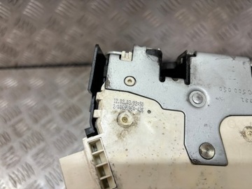LAND RANGE ROVER L322 4.4 V8 ZÁMEK DVEŘE LEVÝ PŘEDNÍ CWC500050