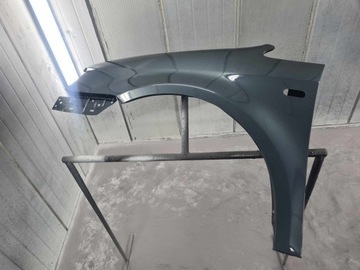 Błotnik VW CADDY 3 III 04-10 kolor LD7U