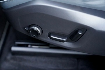 Volvo XC60 II Crossover Plug-In 2.0 T8 Twin Engine Plug-in Hybrid 390KM 2021 Volvo XC 60 INSCRIPTION panorama ful led, zdjęcie 19