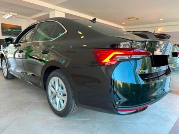 Skoda Octavia IV Liftback 1.5 TSI EVO 150KM 2026 SKODA Octavia Drive Selection 1.5 TSI mHEV DSG 150KM 2026, zdjęcie 5