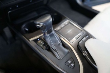Lexus UX 2021 Lexus UX 250h GPF Business Edition AWD 2.0 Hybryda 152KM, zdjęcie 18