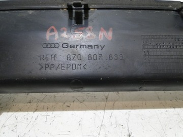 AUDI A2 LIŠTA NÁRAZNÍKU ZADNÍ 8Z0807833