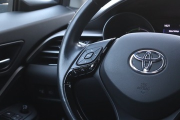 Toyota C-HR I Crossover Facelifting 1.8 Hybrid 122KM 2022 Toyota C-HR 1.8 Hybrid, Serwis ASO, Automat, zdjęcie 16