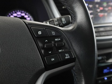 Hyundai Tucson III SUV 1.6 GDI 132KM 2017 Hyundai Tucson navi PDC-kamera grzane fotele, zdjęcie 29