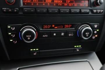 BMW Seria 3 E90-91-92-93 Limuzyna E90 318i 129KM 2007 BMW 3 318 i, Xenon, Klima, Klimatronic, Tempomat, zdjęcie 15