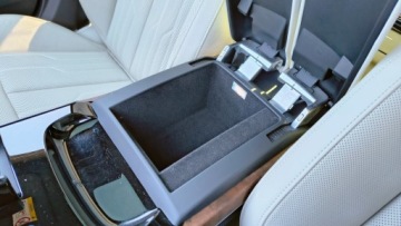 Audi A8 D5 Sedan Facelifting 3.0 50 TDI 286KM 2024 Audi A8 3.0TDI 286KM 4x4 Oś skrętna Webasto Kamera, zdjęcie 32