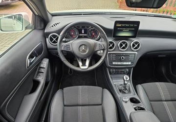 Mercedes Klasa A W176 Hatchback 5d Facelifting 180 122KM 2017 Mercedes-Benz Klasa A 1,6 Benzyna 122 KM GWARANCJA Zamiana Zarejestrowany, zdjęcie 6