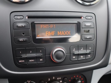 Dacia Logan II Sedan 1.2 16V 75KM 2013 Dacia Sandero 1.2 16V, Klima, zdjęcie 11