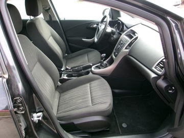 Opel Astra J Sports Tourer 1.4 Twinport ECOTEC 100KM 2012 Opel Astra J 1.4 1 wlasciciwl, zdjęcie 5