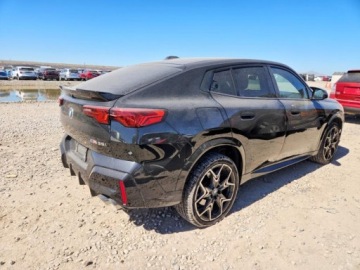 BMW X2 U10 2024 BMW X2 BMW X2 M35i Sports Activity Coupe z 2024 roku , od ubezpieczalni, zdjęcie 4