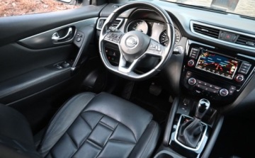 Nissan Qashqai II Crossover Facelifting 1.7 dCi 150KM 2020 Nissan Qashqai 1,7 DCI 150KM 4X4 Panorama FULL LED Nawigacja Kamera 360 BO, zdjęcie 17