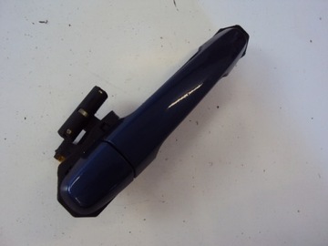 KLIKA DVEŘE PRAVÝ ZADNÍ TOYOTA RAV4 00-05