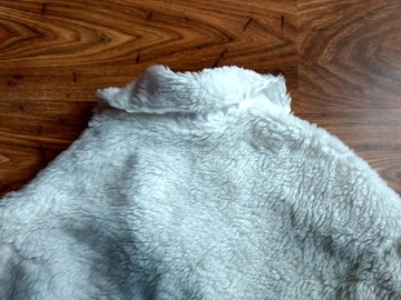 белоснежные меховые пайетки новый размер 134/140