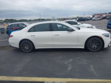 Mercedes Klasa S W223/V223 2022 Mercedes-Benz Klasa S 580 4Matic 2022 4.0 Benzyna 496KM, zdjęcie 6