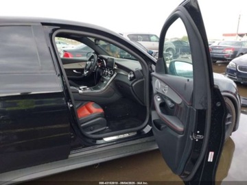 Mercedes GLC C253 2018 Mercedes-Benz GLC 63 AMG Coupe 4Matic 2018 4.0l 4.0 Benzyna 469KM, zdjęcie 9