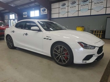 Maserati Ghibli III 2022 Maserati Ghibli Modena 2022 3.0l 3.0 Benzyna 424KM, zdjęcie 4