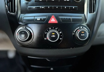 Kia Ceed I Hatchback 5d Facelifting 1.6 DOHC CVVT 126KM 2009 Kia Ceed 1 wlasc Klima Isofix Alu Gwarancja w cenie Warszawa VKDA 1.6, zdjęcie 17