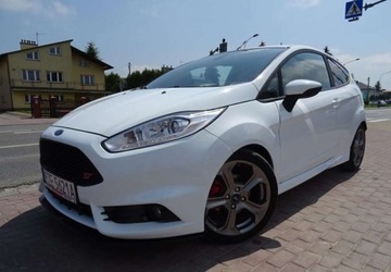 Ford Fiesta VII Hatchback 3d ST 1.6 EcoBoost 182KM 2013 Ford Fiesta Ford Fiesta 1.6 EcoBoost mit Leder...